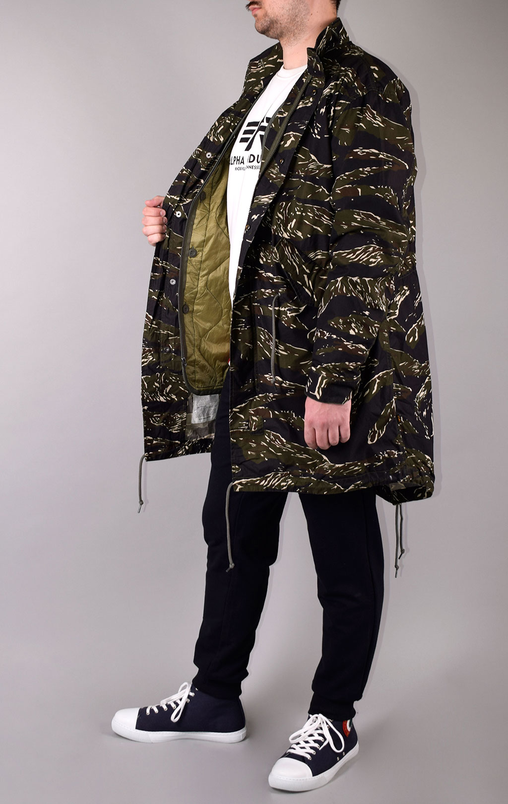 Парка ALPHA INDUSTRIES DEFENDER FISHTAIL original fit tiger camo 