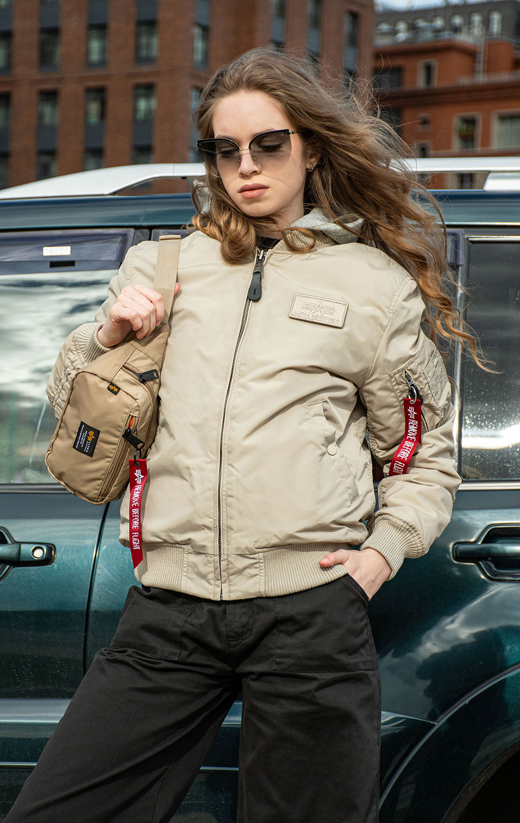 Бомбер ALPHA INDUSTRIES MA-1 TT TWO TONE HOOD organic beige 