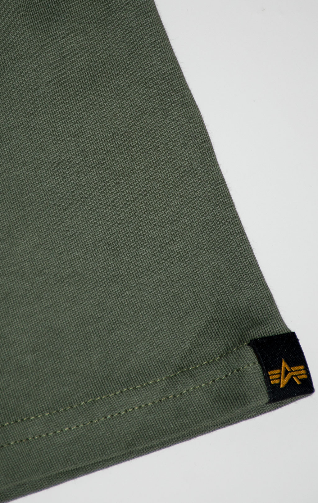 Футболка ALPHA INDUSTRIES EMB T dark olive 