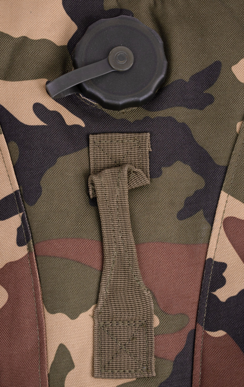 Питьевая система Hausheng горловина снаружи, 3L camo woodland 