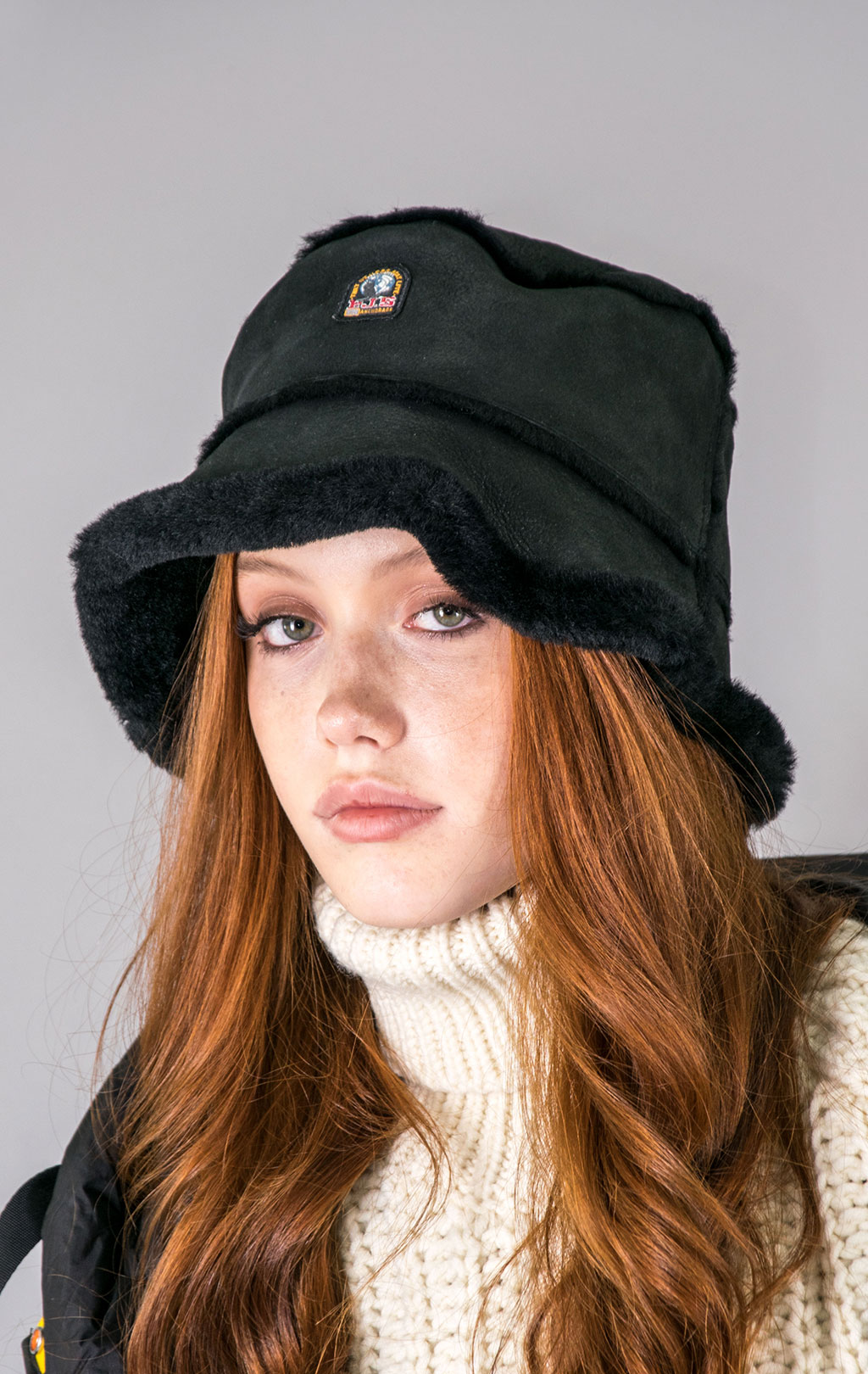 Женская панама PARAJUMPERS SHEARLING BUCKET HAT овчина FW 23/24 black 