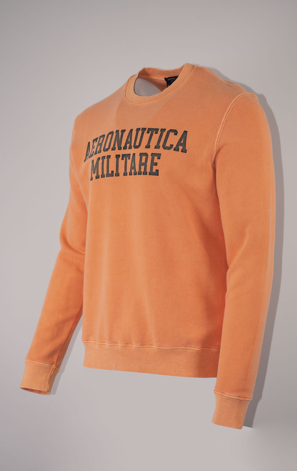 Свитшот AERONAUTICA MILITARE SS 24 m/IT carrot orange (FE 1898) 