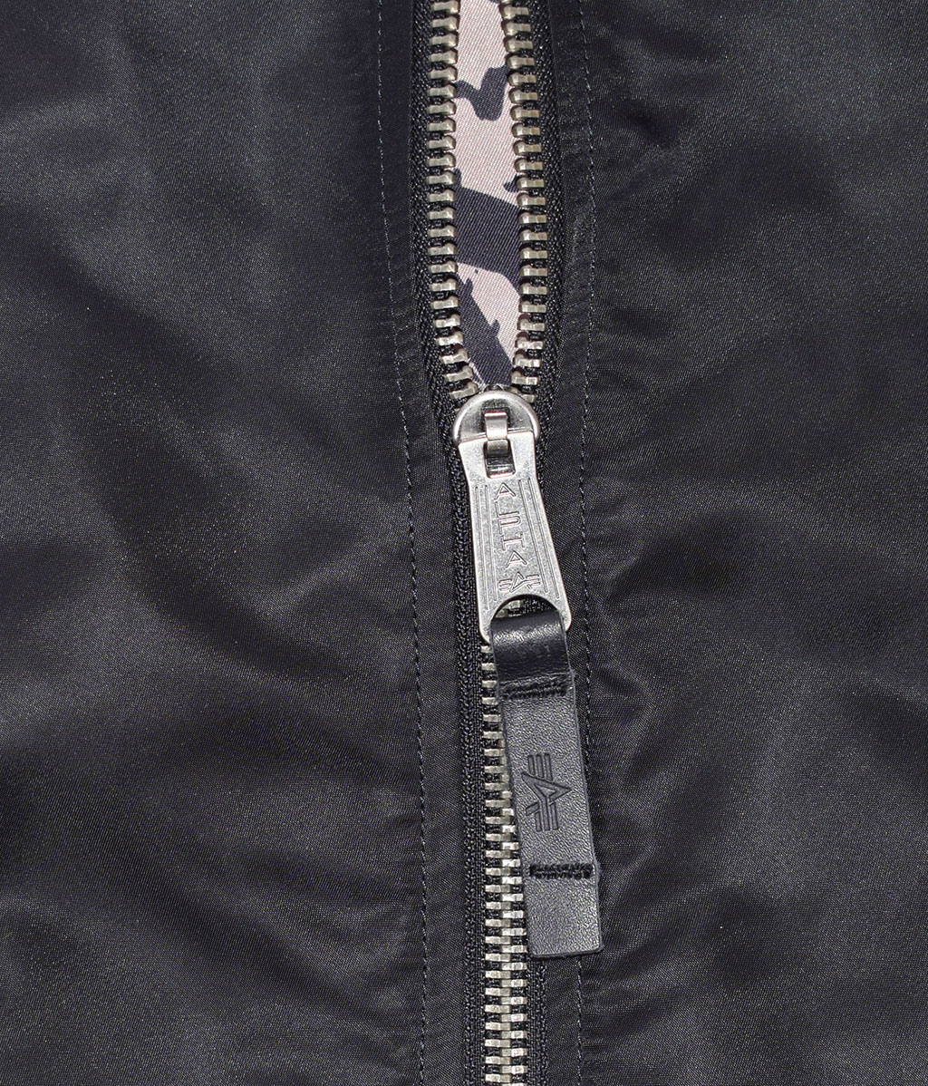 Женская ветровка-бомбер ALPHA INDUSTRIES MOON LANDING MA-1 black 