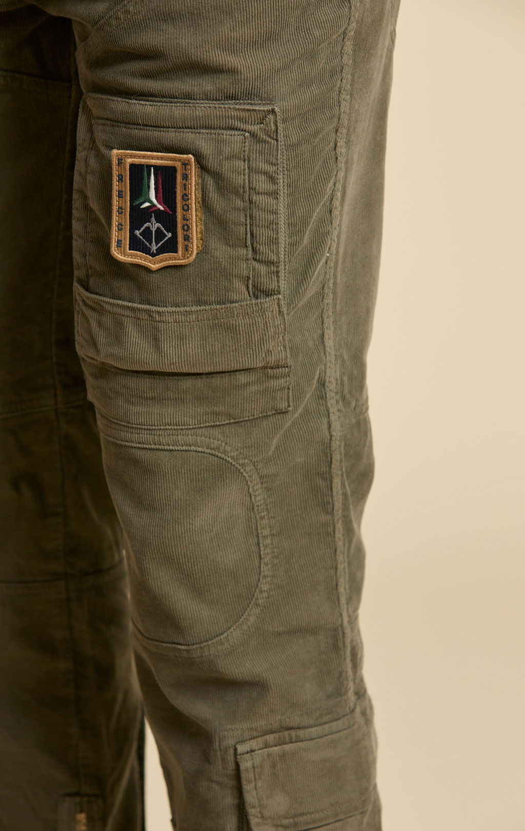 Брюки-карго AERONAUTICA MILITARE ANTI-G вельвет FW 26/27/AL tea leaf (PA 1664) 