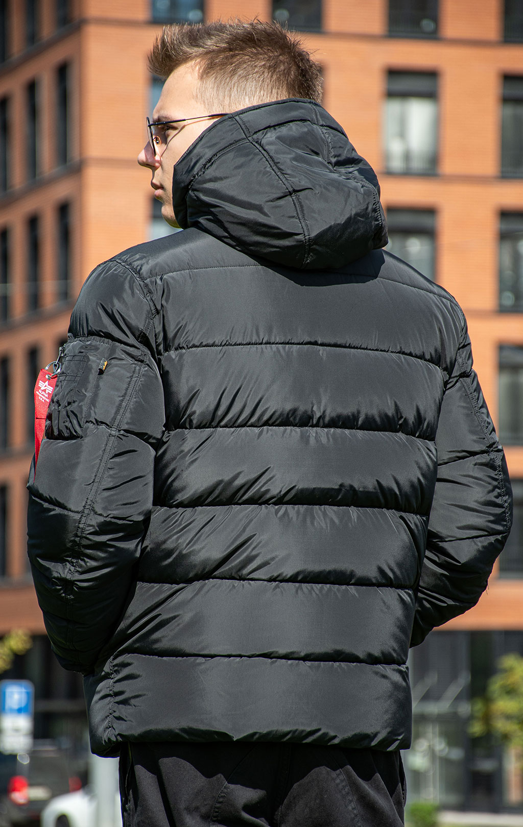 Куртка ALPHA INDUSTRIES HOODED PUFFER ALPHA FD black 