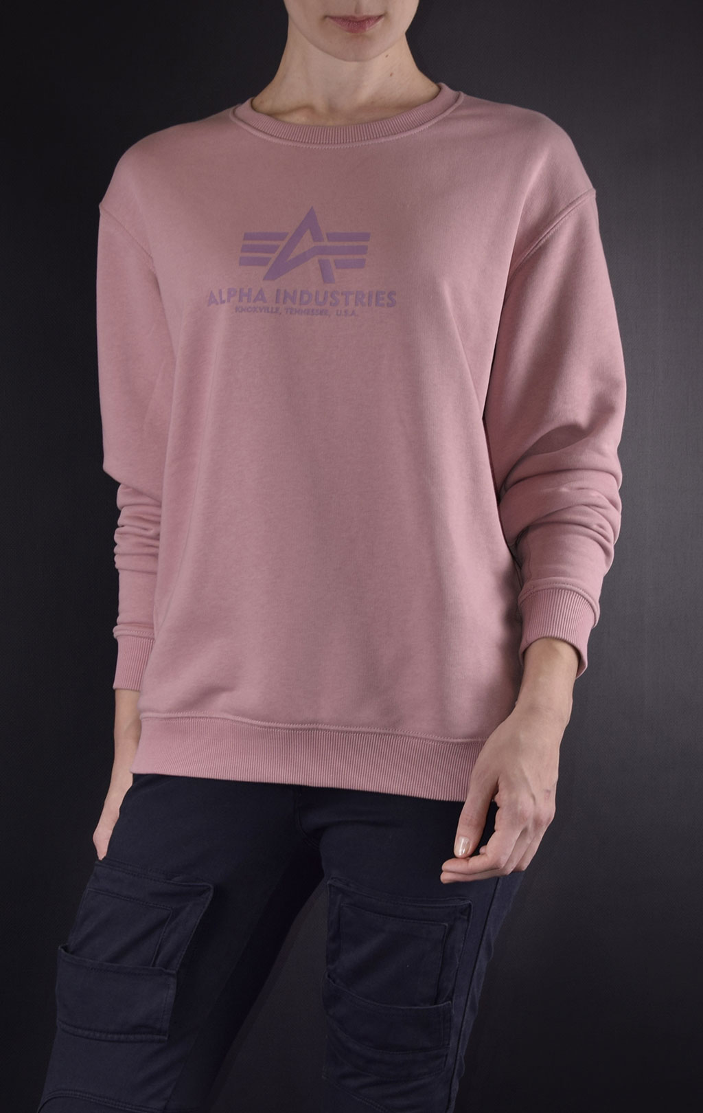 Женский свитшот ALPHA INDUSTRIES LOGO SWEATER silver pink 