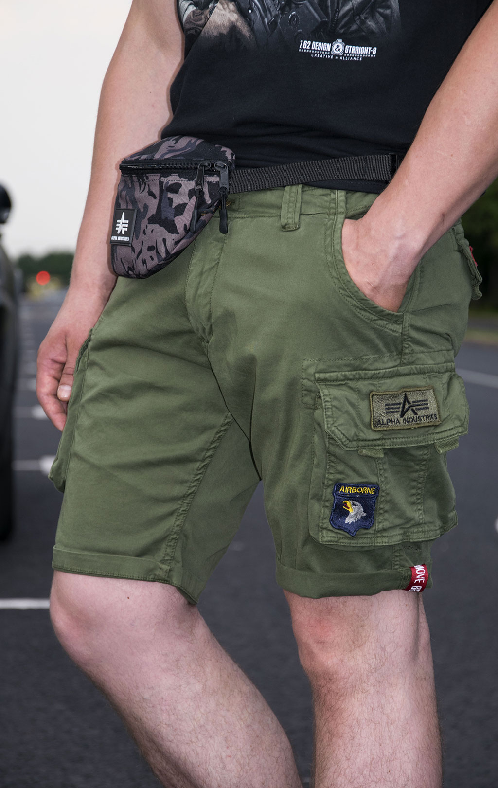 Шорты ALPHA INDUSTRIES CREW SHORT PATCH dark olive 