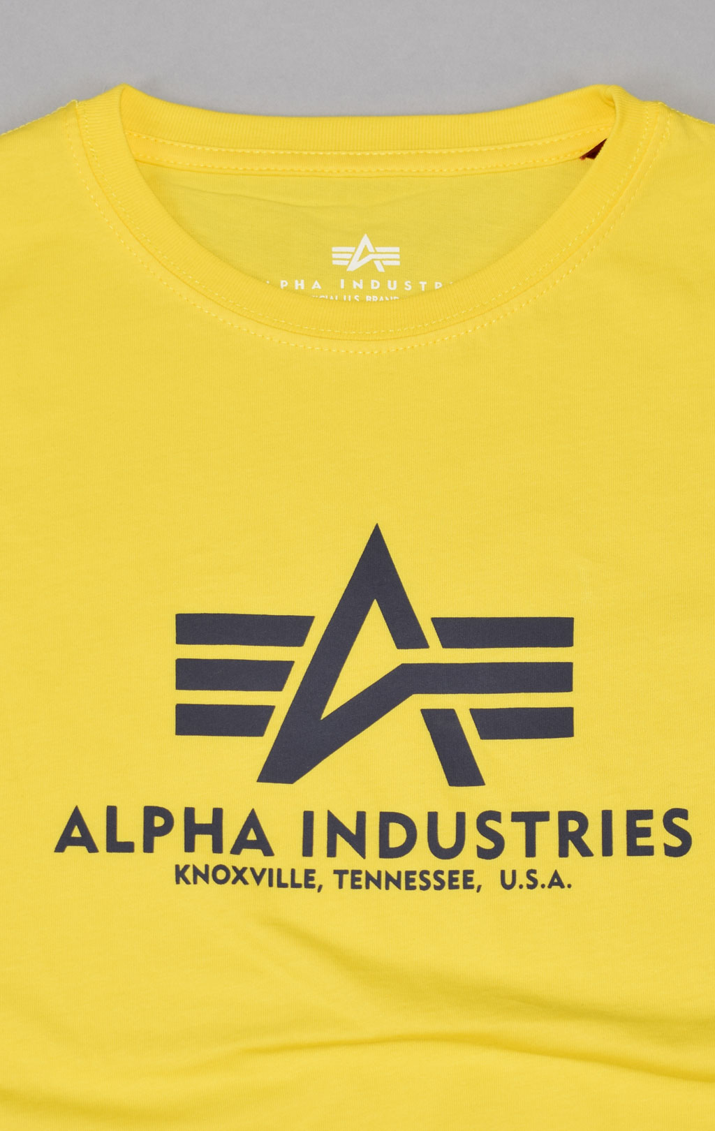 Детская футболка ALPHA INDUSTRIES BASIC T empire yellow 