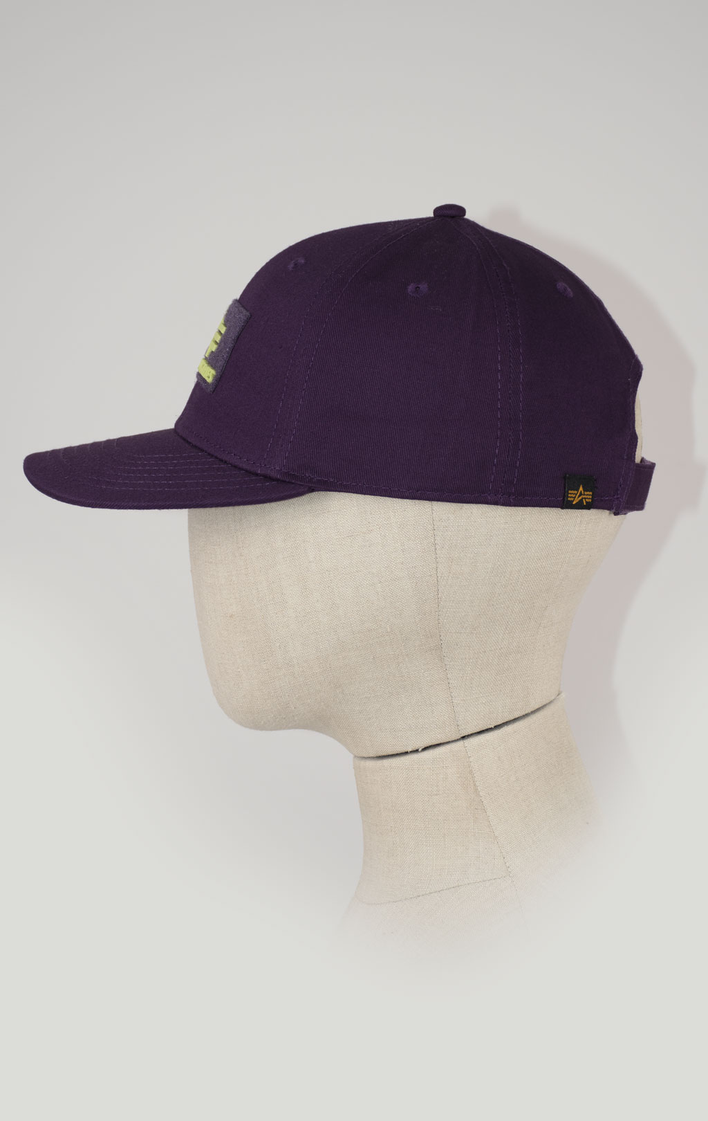 Бейсболка ALPHA INDUSTRIES VELCRO CAP II plum 