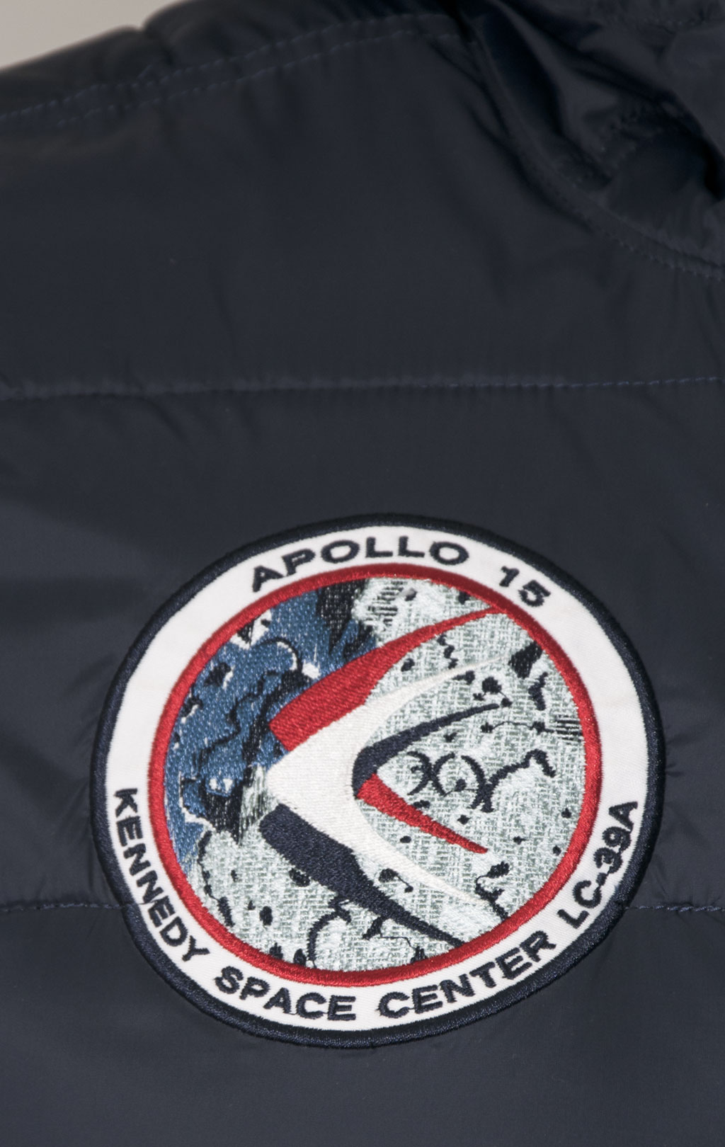 Куртка ALPHA INDUSTRIES HOODED PUFFER FD NASA rep. blue 