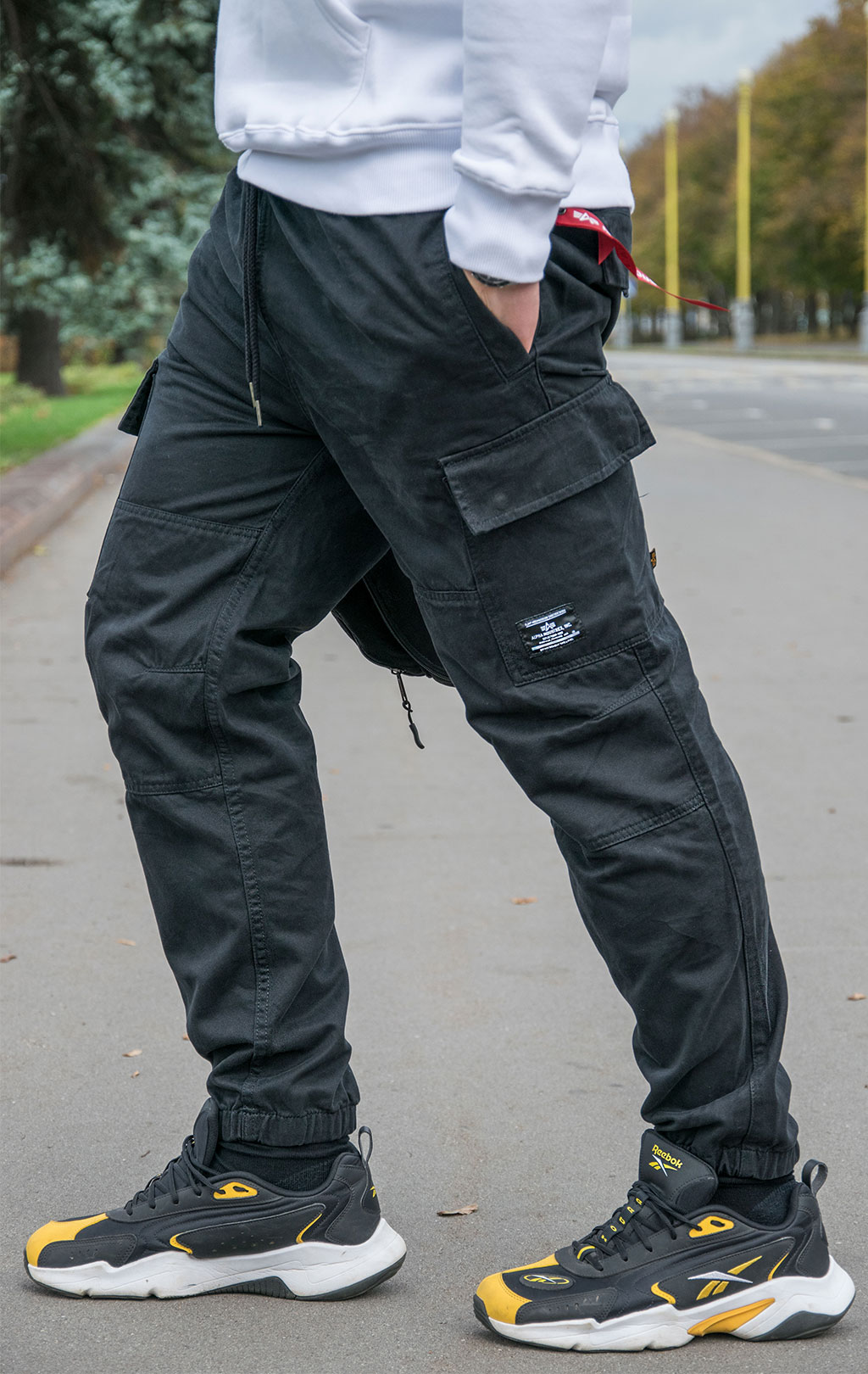 Брюки джоггеры ALPHA INDUSTRIES COTTON JOGGER black 