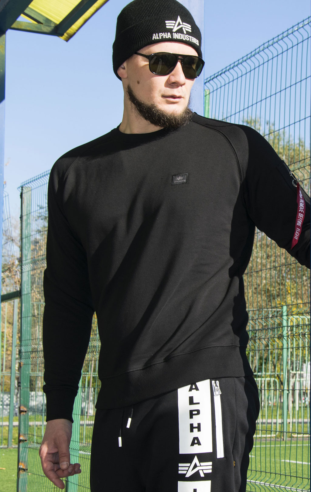 Свитшот ALPHA INDUSTRIES X-FIT SWEAT black 