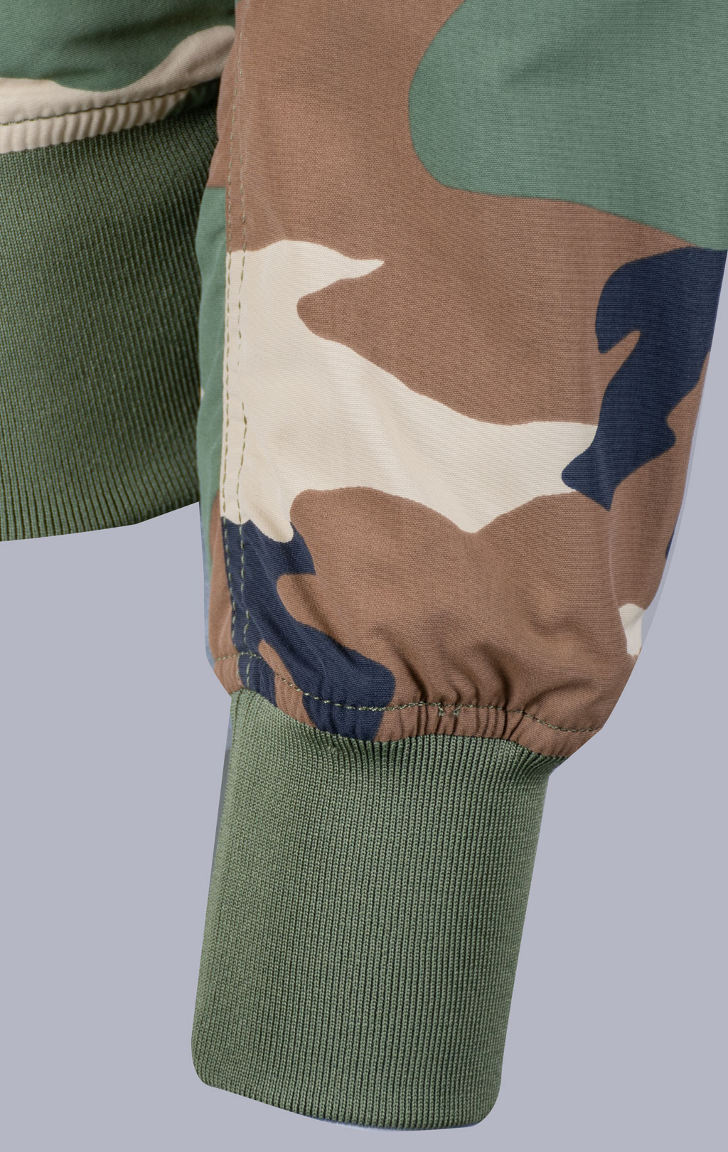 Бомбер-ветровка ALPHA INDUSTRIES L-2B DRAGONFLY BLOOD CHIT light camo woodland 