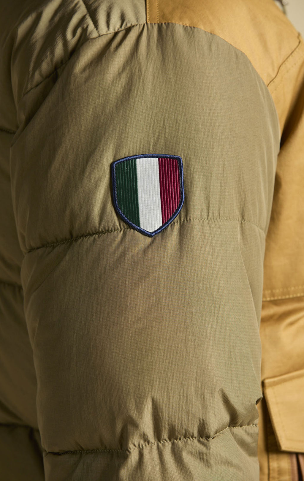 Куртка-пилот AERONAUTICA MILITARE FW 26/27/CN caffelatte/yellow curry (AB 3081) 