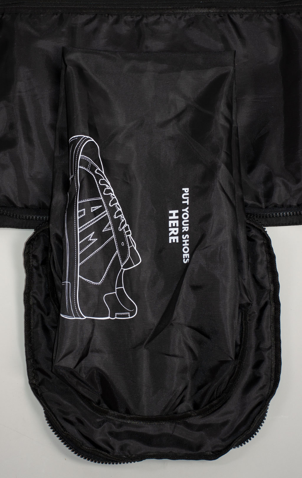 Сумка AERONAUTICA MILITARE TRAVEL BAG FW 25/26/CN nero (BO 1147) 