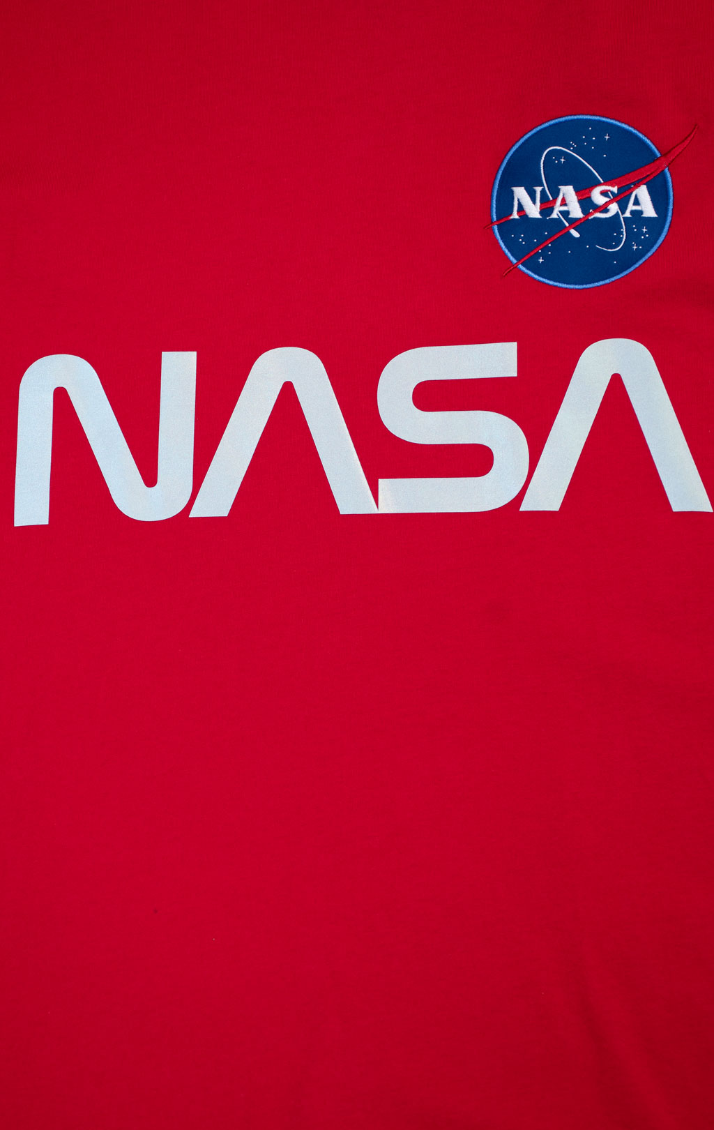 Футболка ALPHA INDUSTRIES NASA Reflective speed red 
