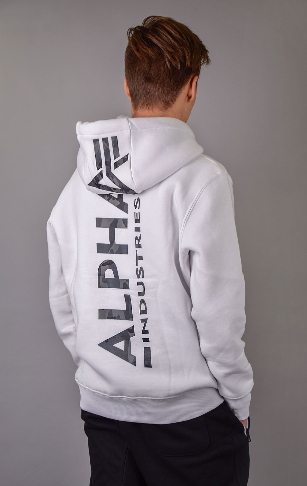 Толстовка ALPHA INDUSTRIES BACK PRINT HOODY CAMO PRINT white/black camo 