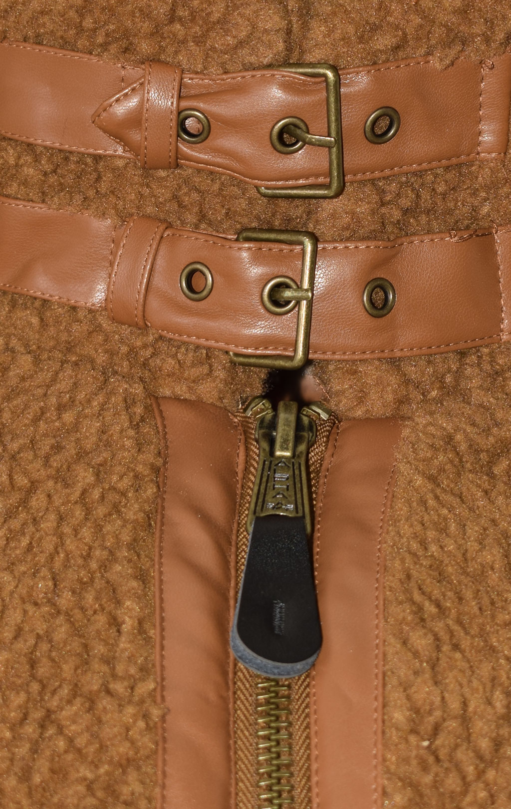 Куртка-пилот ALPHA INDUSTRIES B3 TEDDY camel 