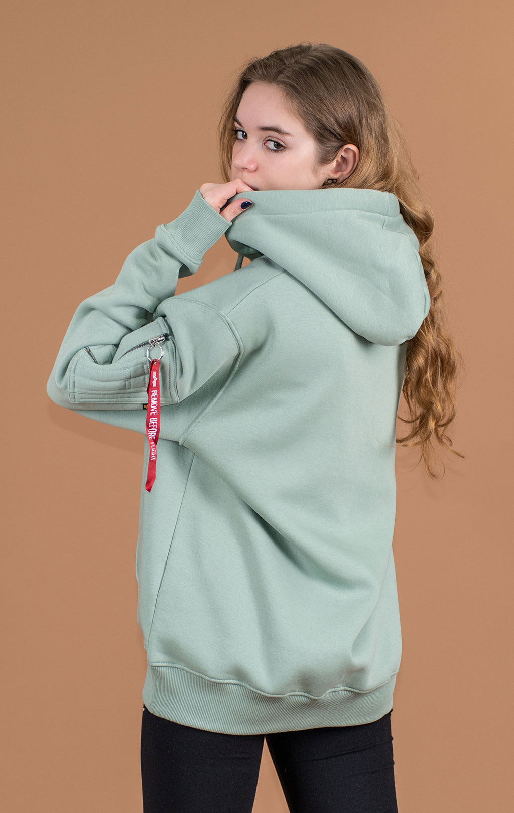 Толстовка ALPHA INDUSTRIES ALPHA LABEL HOODY dusty green 