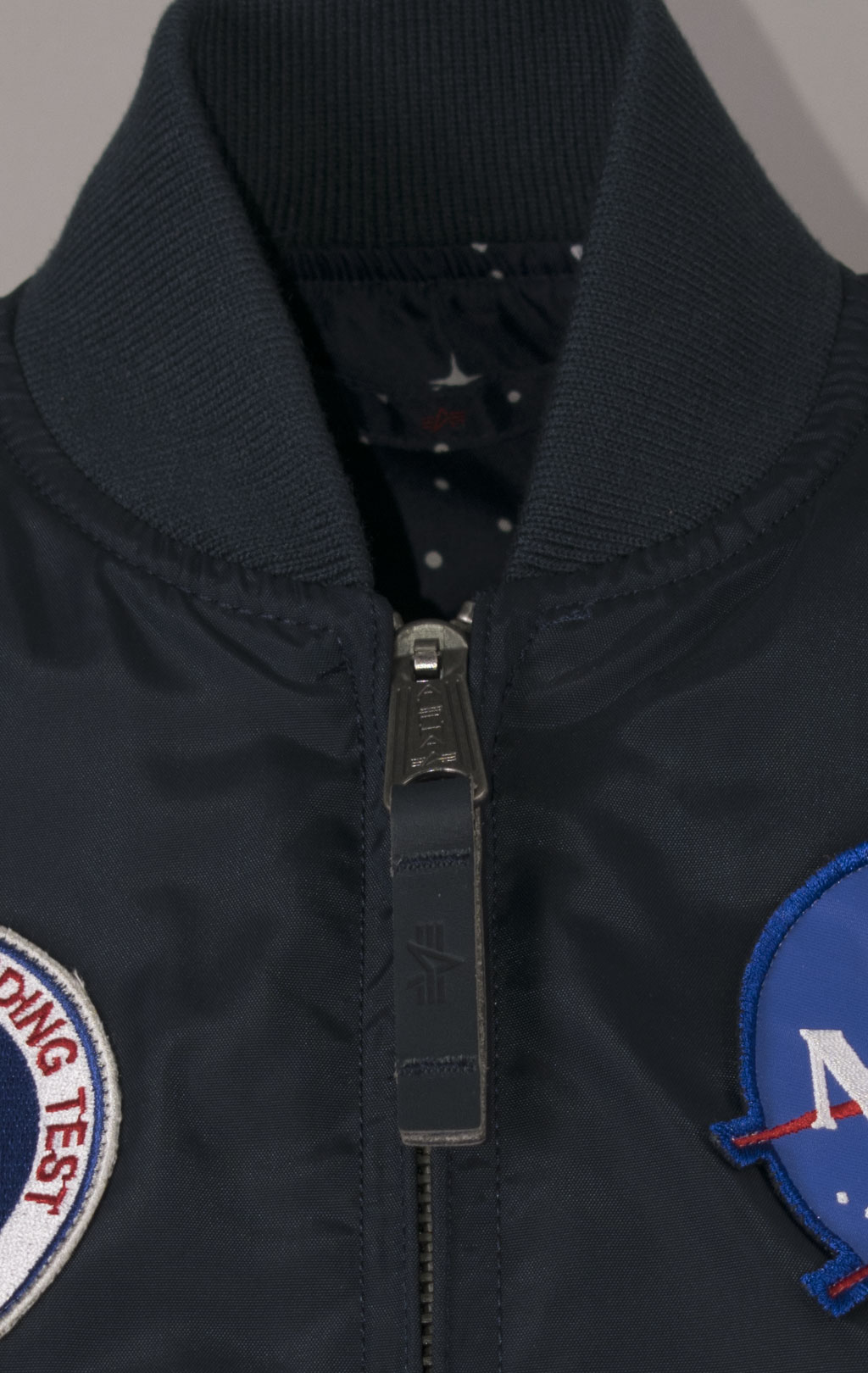 Женская ветровка-бомбер ALPHA INDUSTRIES TT NASA REVERSIBLE MA-1 rep. blue 