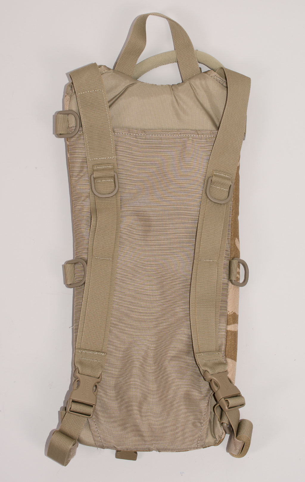 Питьевая система армейская CamelBak на молнии, горловина снаружи,3L dpm desert 