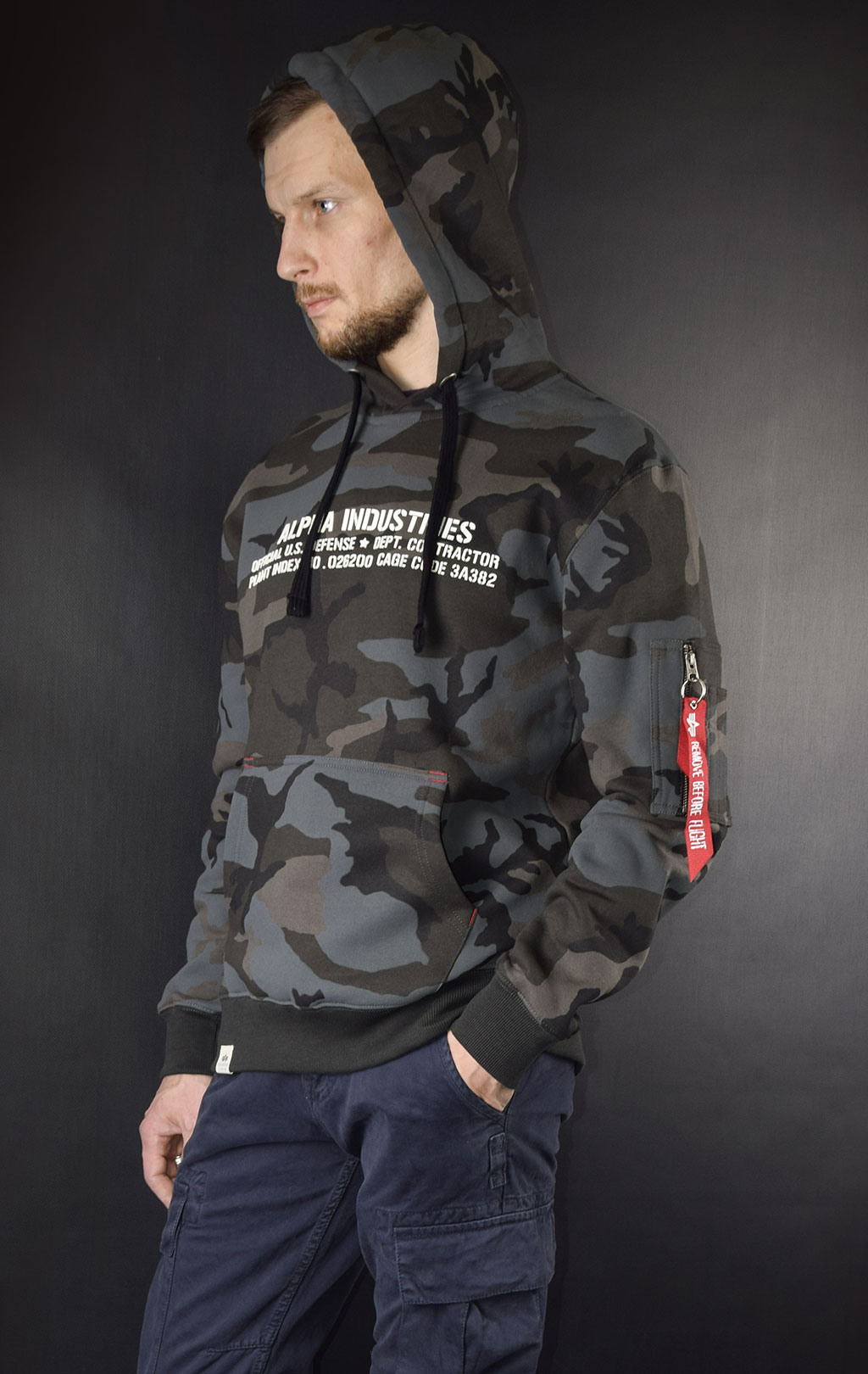 Толстовка ALPHA INDUSTRIES CARGO RUBBER PRINT HOODY black camo 