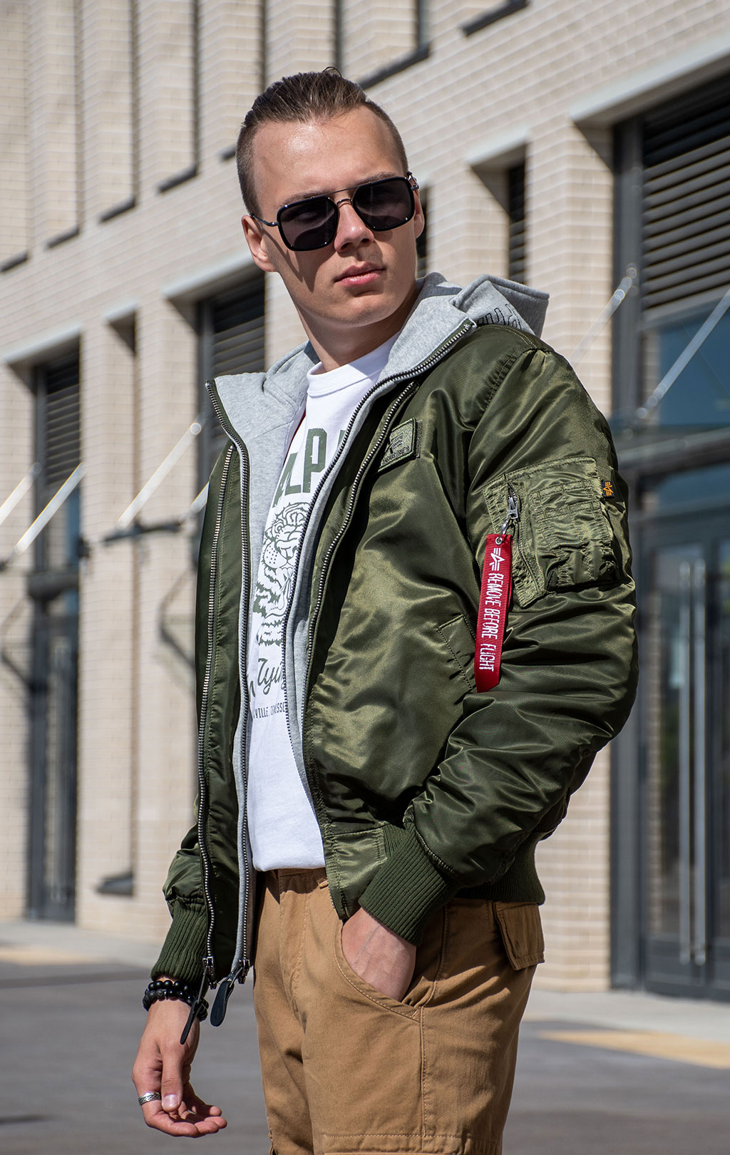 Куртка-бомбер лётная ALPHA INDUSTRIES D-Tec MA-1 dark green 