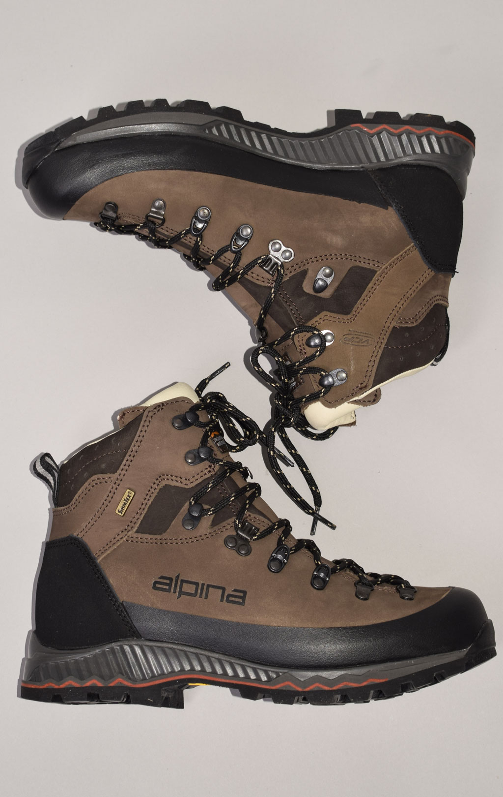 Ботинки- треккинговые ALPINA Gore-Tex (Sympatex) NEPAL brown 