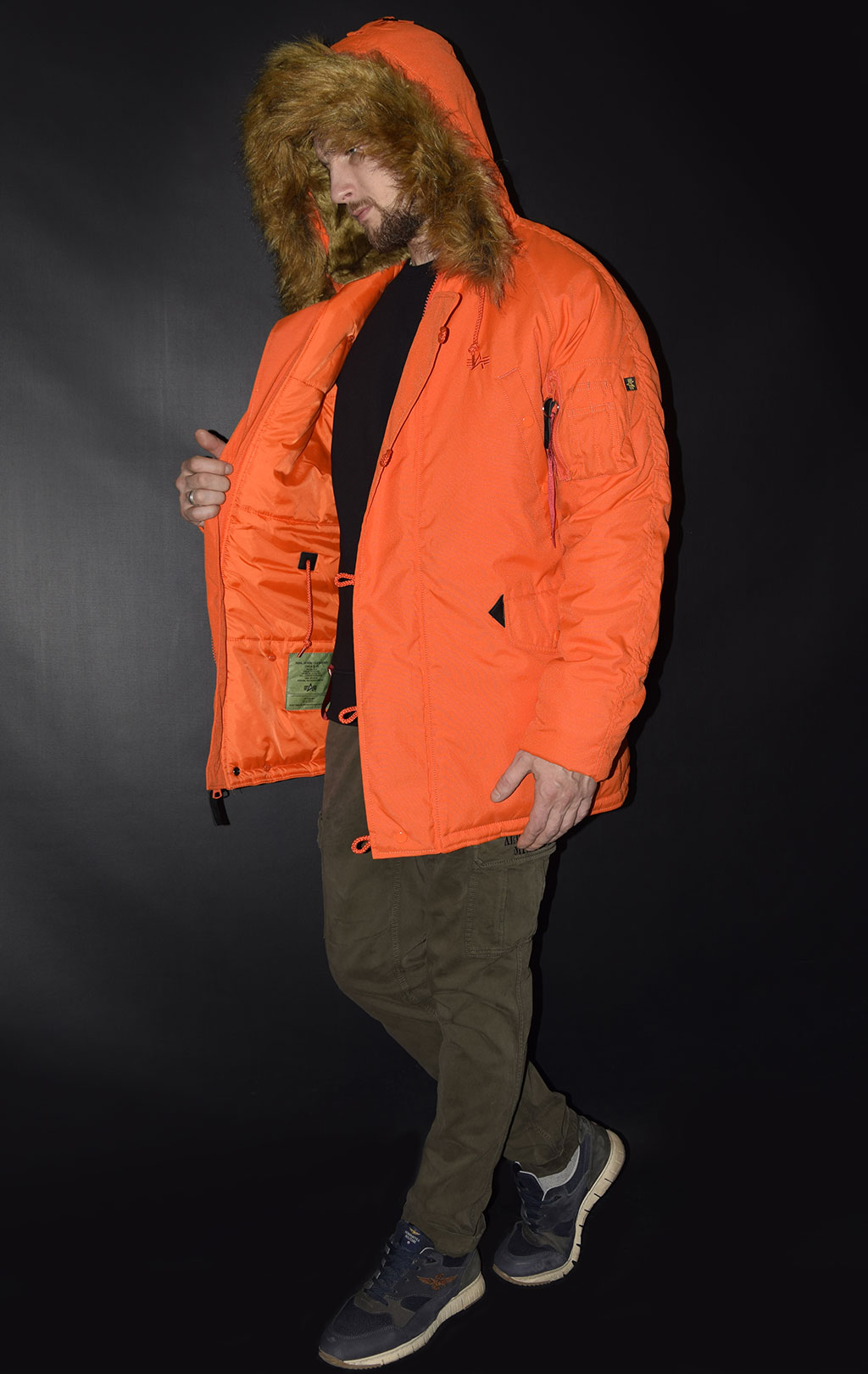 Аляска ALPHA INDUSTRIES EXPLORER flame orange 