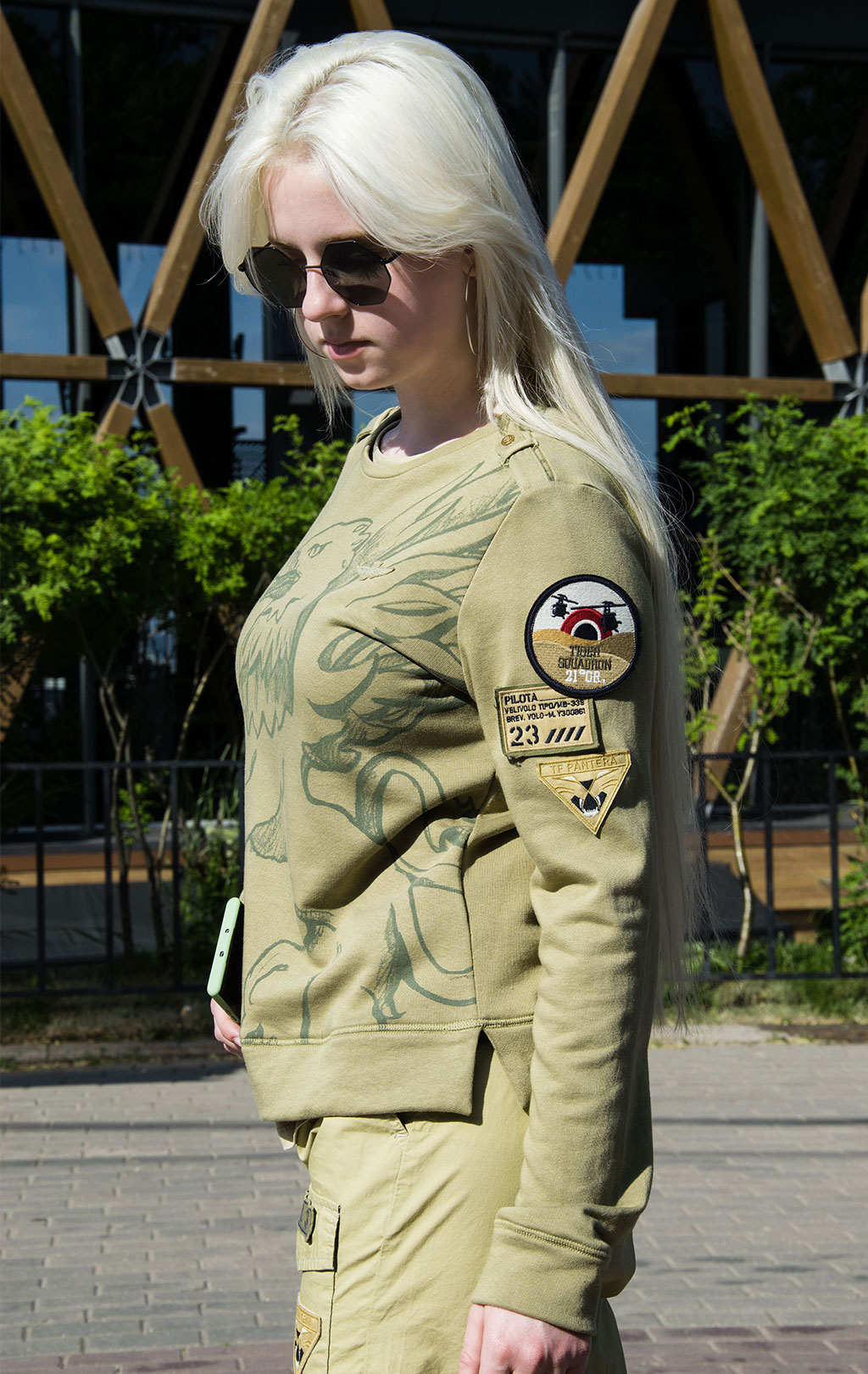 Женский свитшот AERONAUTICA MILITARE SS 22/IN khaki (FE 1685) 