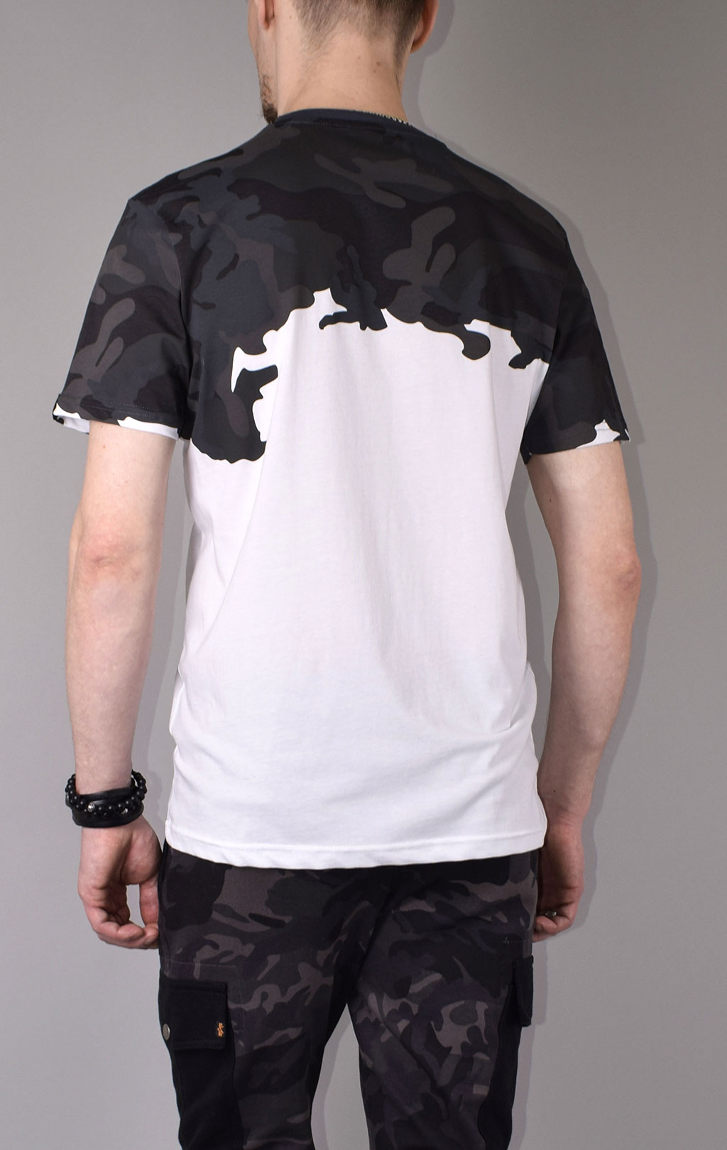 Футболка ALPHA INDUSTRIES LOST CAMO T black camo 