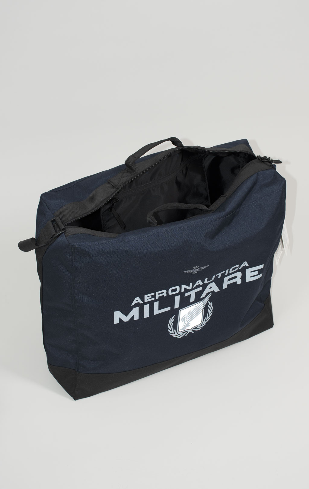 Сумка AERONAUTICA MILITARE CENTRO SPORTIVO DUFFEL BAG SS 25/CN blue navy (BO 1142) 