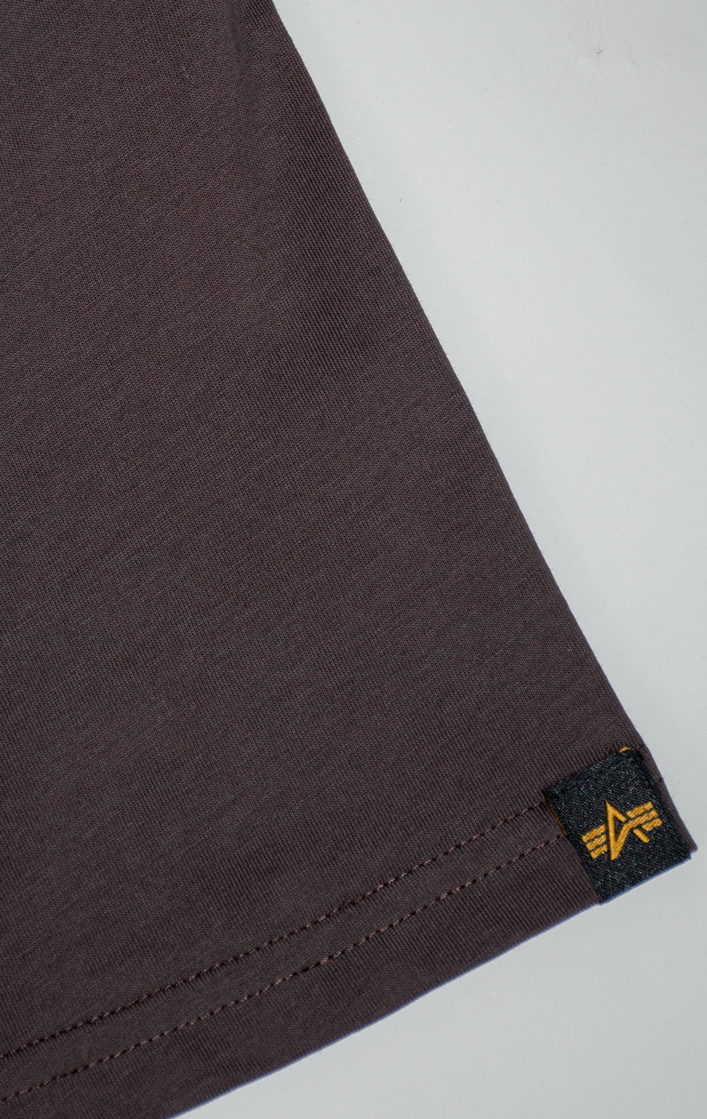 Футболка ALPHA INDUSTRIES ALPHA LABEL T hunter brown 