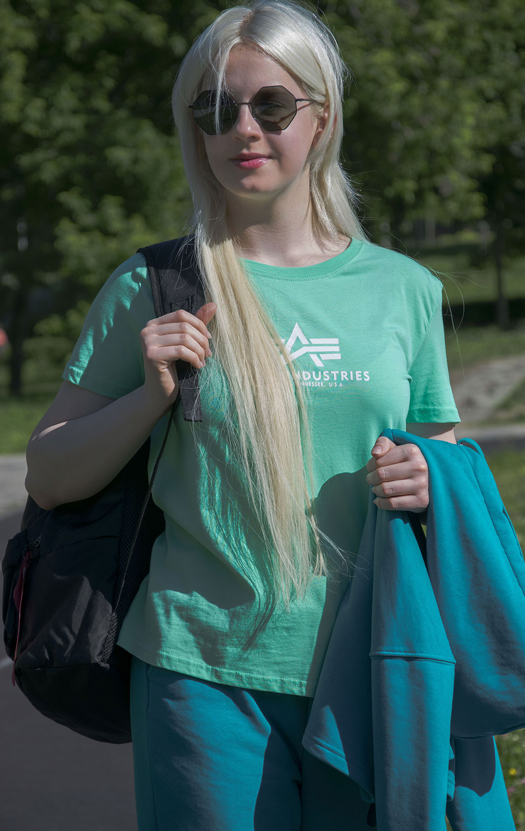 Женская футболка ALPHA INDUSTRIES NEW BASIC T pastel mint 