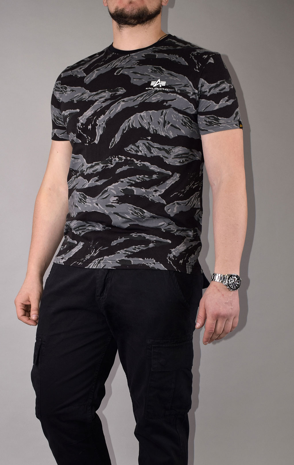 Футболка ALPHA INDUSTRIES TIGER CAMO T camo black tiger 