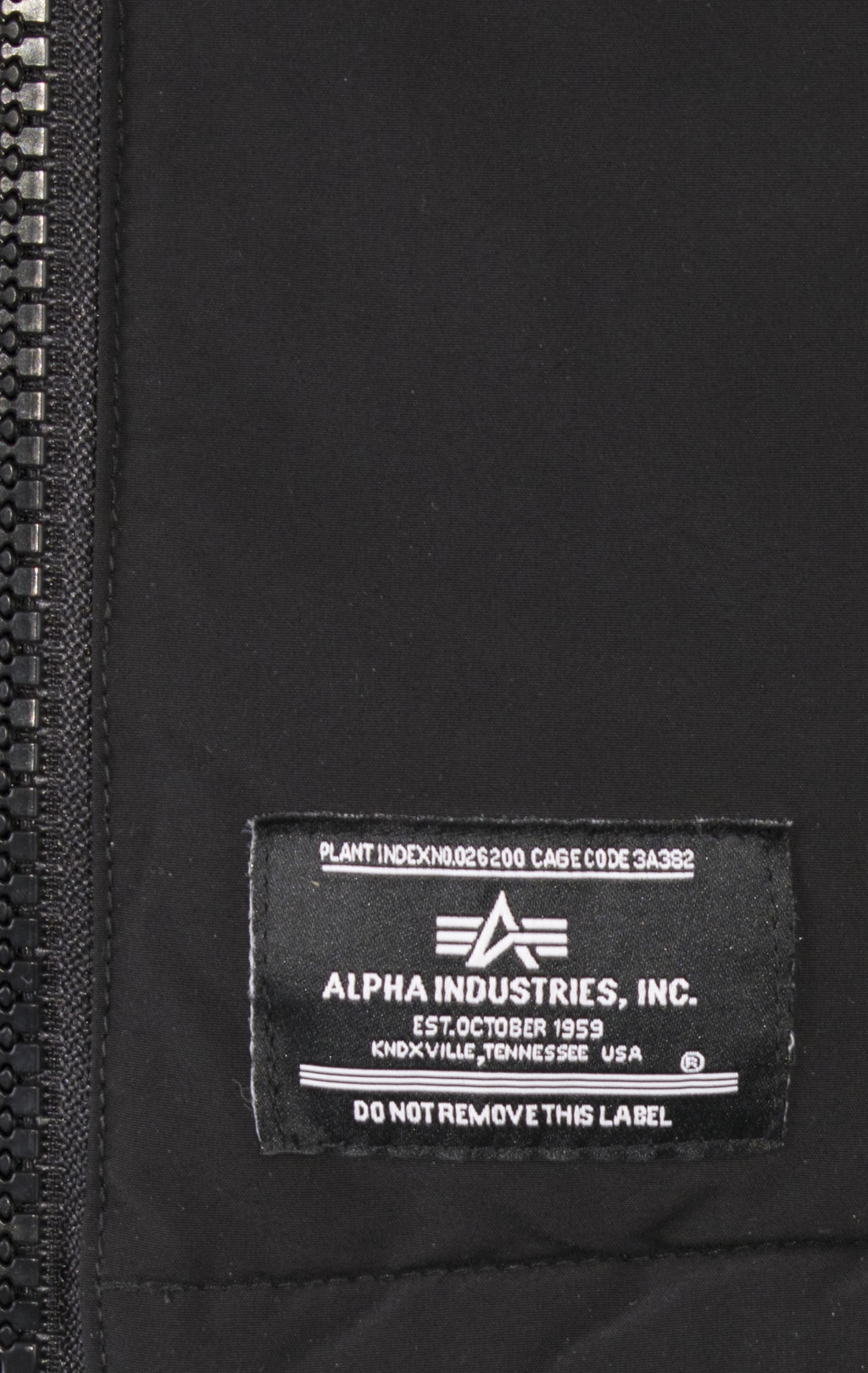 Куртка ALPHA INDUSTRIES PUFFER PARKA FW 25/26 black 