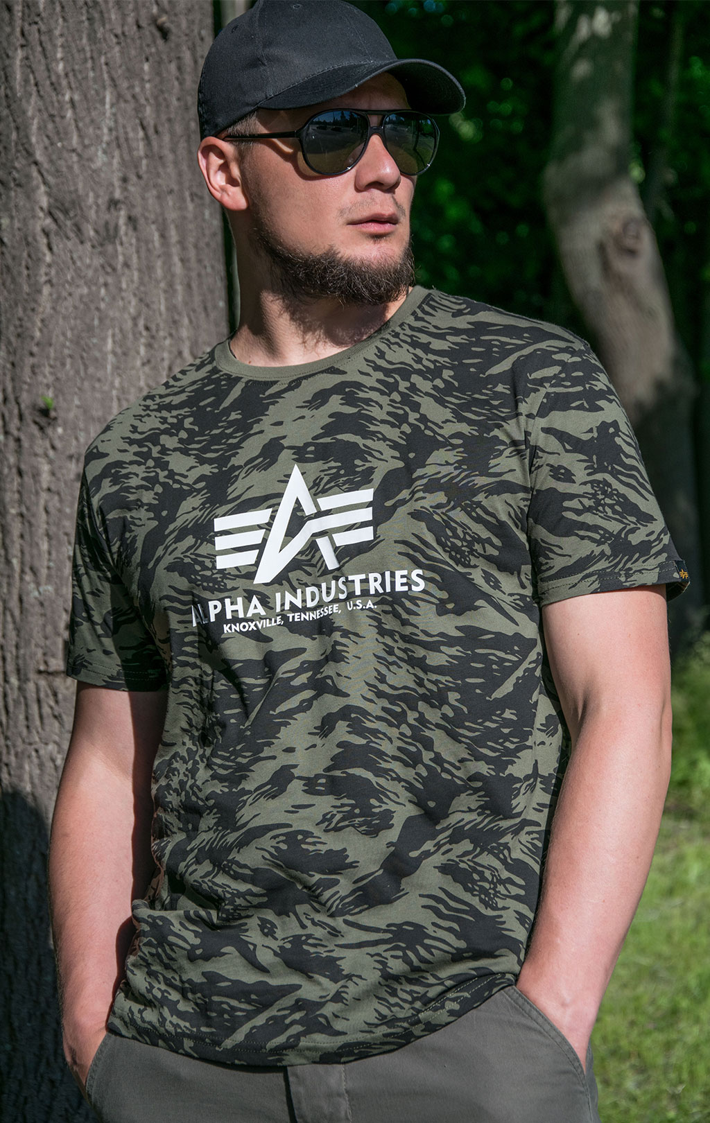 Футболка ALPHA INDUSTRIES BASIC T CAMO brushstroke green 