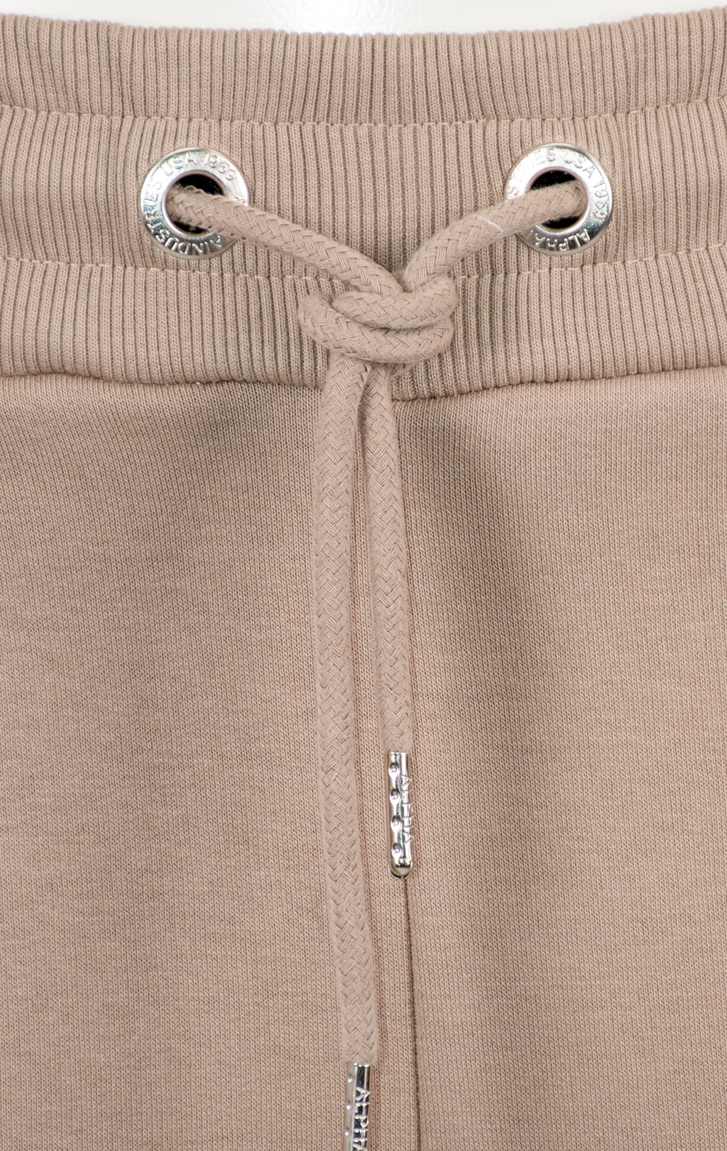 Брюки спортивные джоггеры ALPHA INDUSTRIES BASIC JOGGER SMALL LOGO vintage sand 