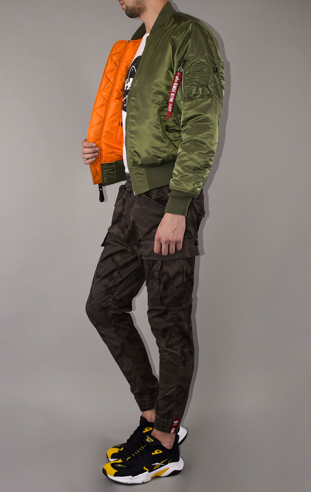 Бомбер ALPHA INDUSTRIES MA-1 sage green 