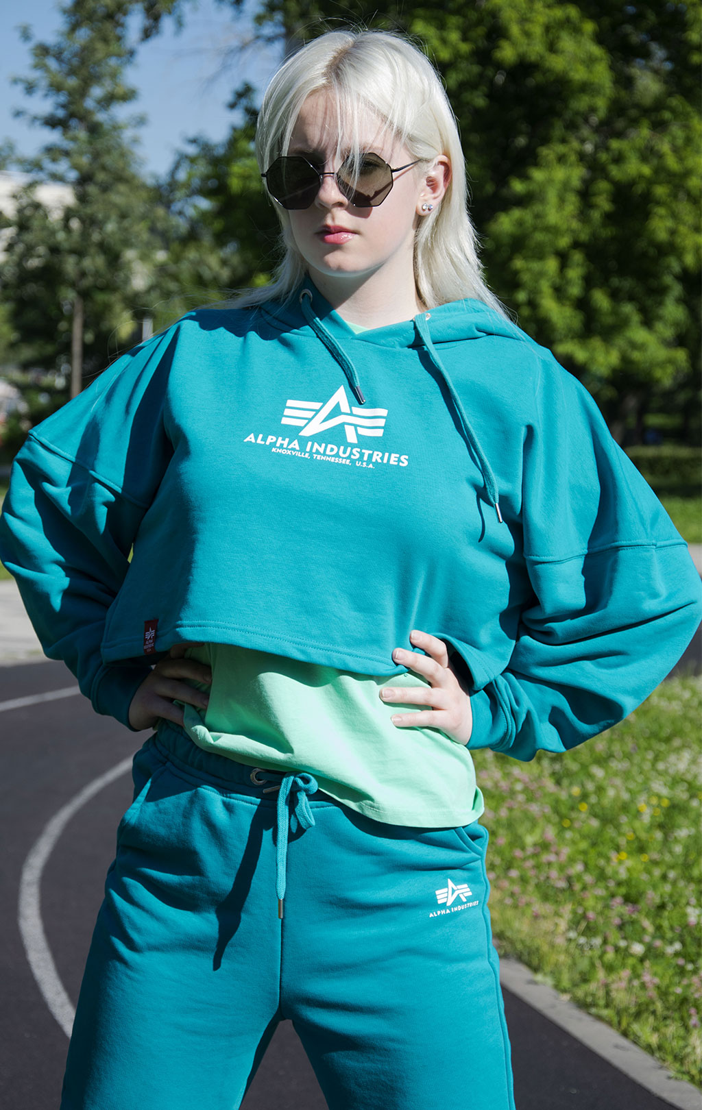 Женская толстовка ALPHA INDUSTRIES BASIC HOODY COS blue lagoon 