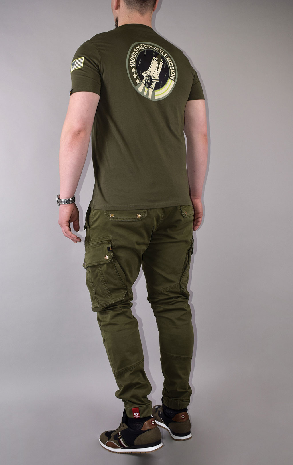 Футболка ALPHA INDUSTRIES NASA SPACE SHUTTLE T dark green 