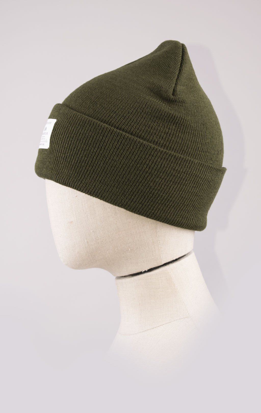 Шапка ALPHA INDUSTRIES ESSENTIAL BEANIE FW 23/24 olive 