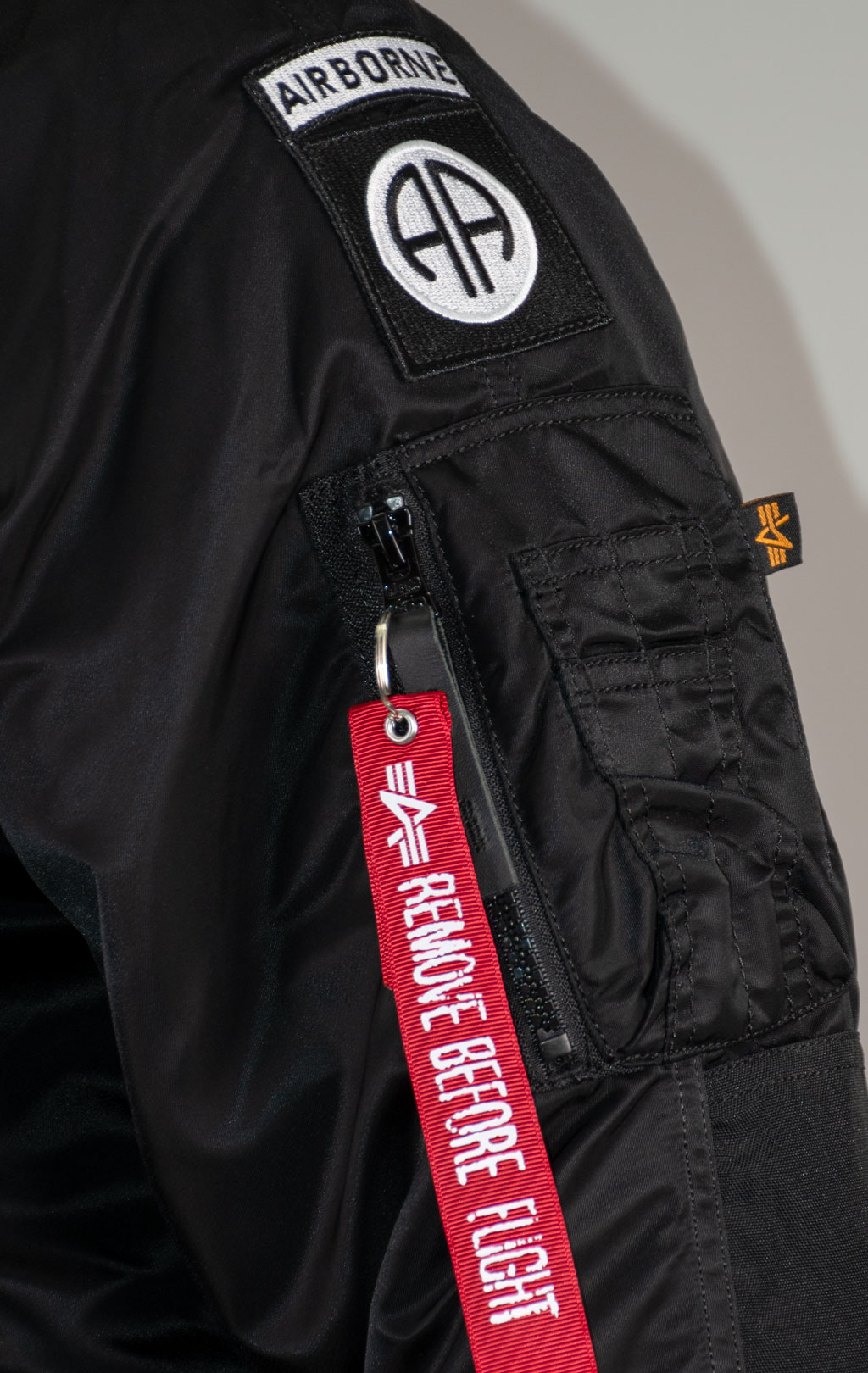 Аляска ALPHA INDUSTRIES AIRBORNE N-3B black 