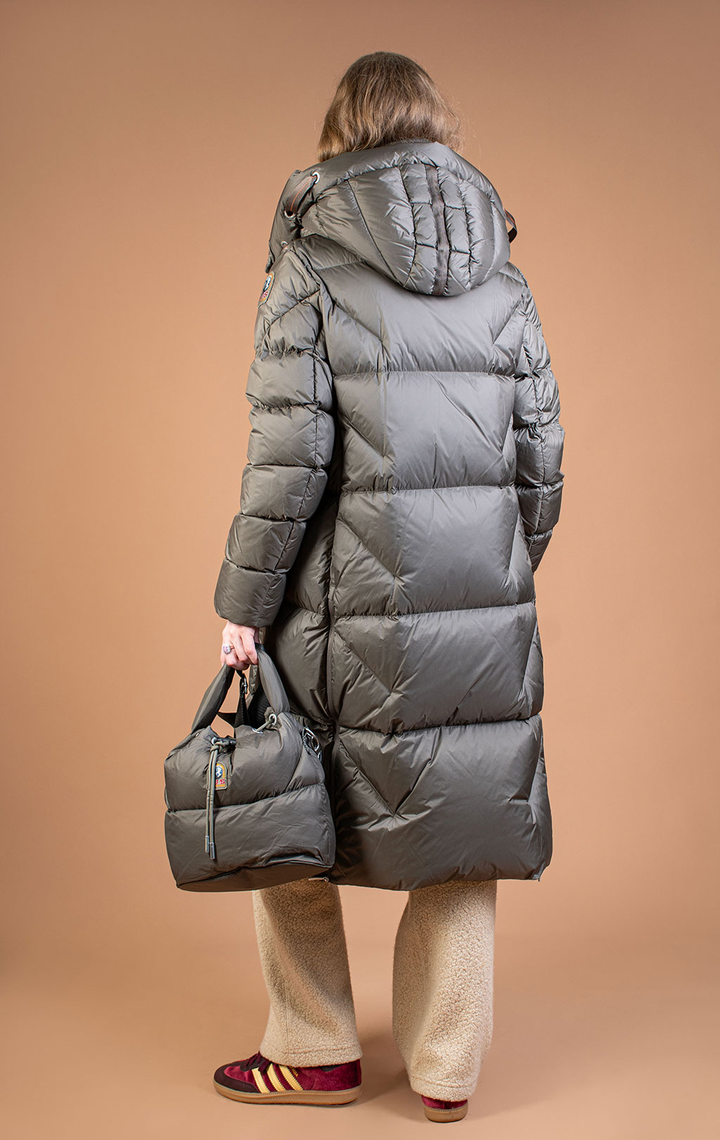 Женское пальто пуховое PARAJUMPERS LEONIE FW 25/26 olive grey 