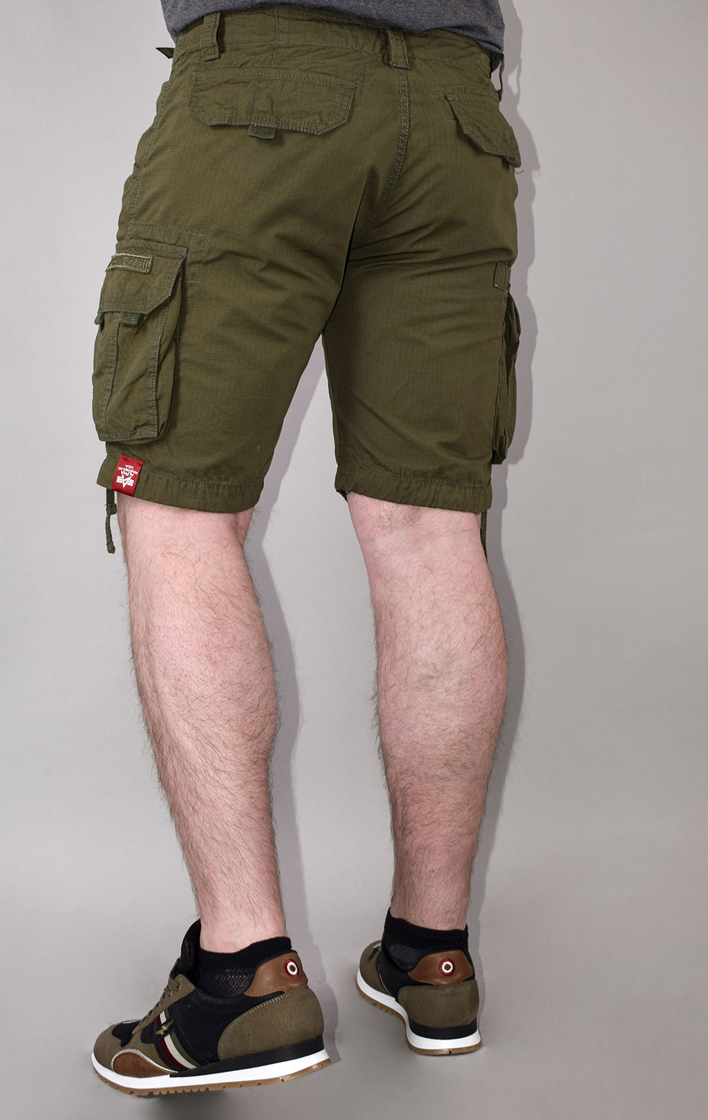 Шорты ALPHA INDUSTRIES STREAM dark olive 