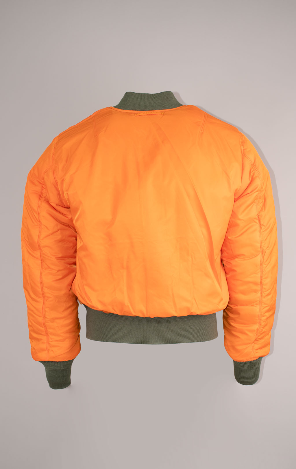 Бомбер ALPHA INDUSTRIES MA-1 HERITAGE FIT FLIGHT JACKET FW 26/27 sage 