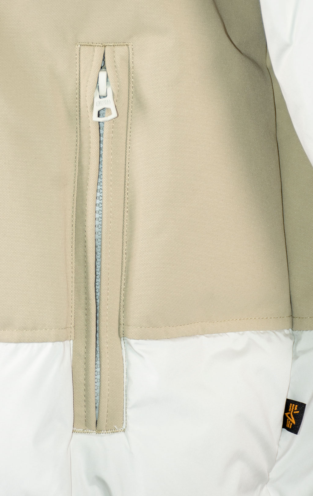 Куртка ALPHA INDUSTRIES 1960s SWEDISH ARMY MOTORCYCLE MOD PARKA FW 25/26 dune white 
