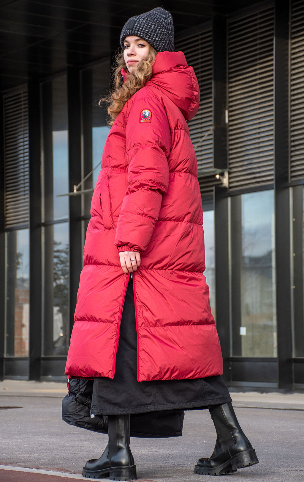 Женское пальто пуховое PARAJUMPERS SLEEPING BAG двустороннее FW 24/25 cerise-amarone 