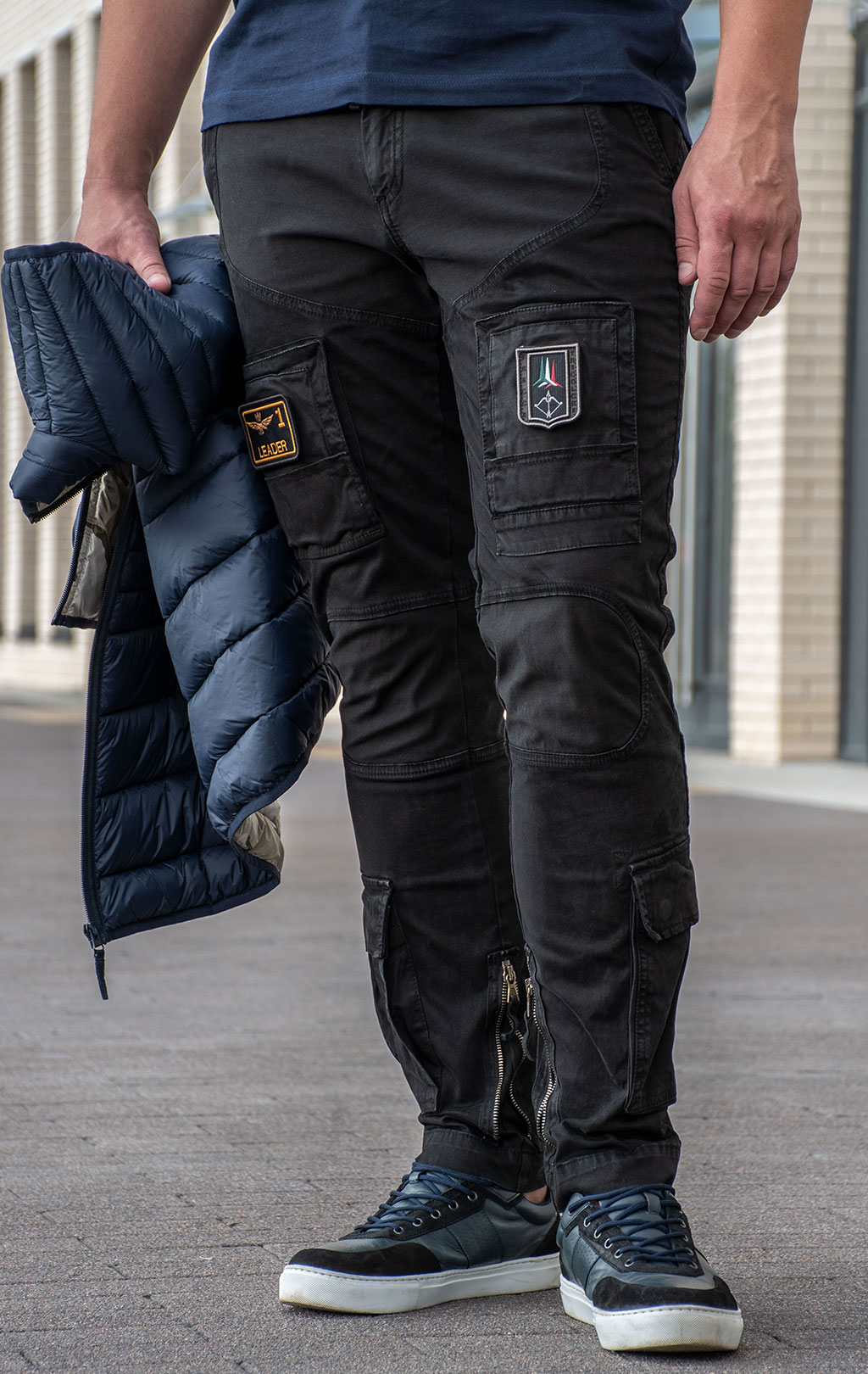 Брюки-карго AERONAUTICA MILITARE ANTI-G плотные FW 24/25/AL jet black (PA 1557) 