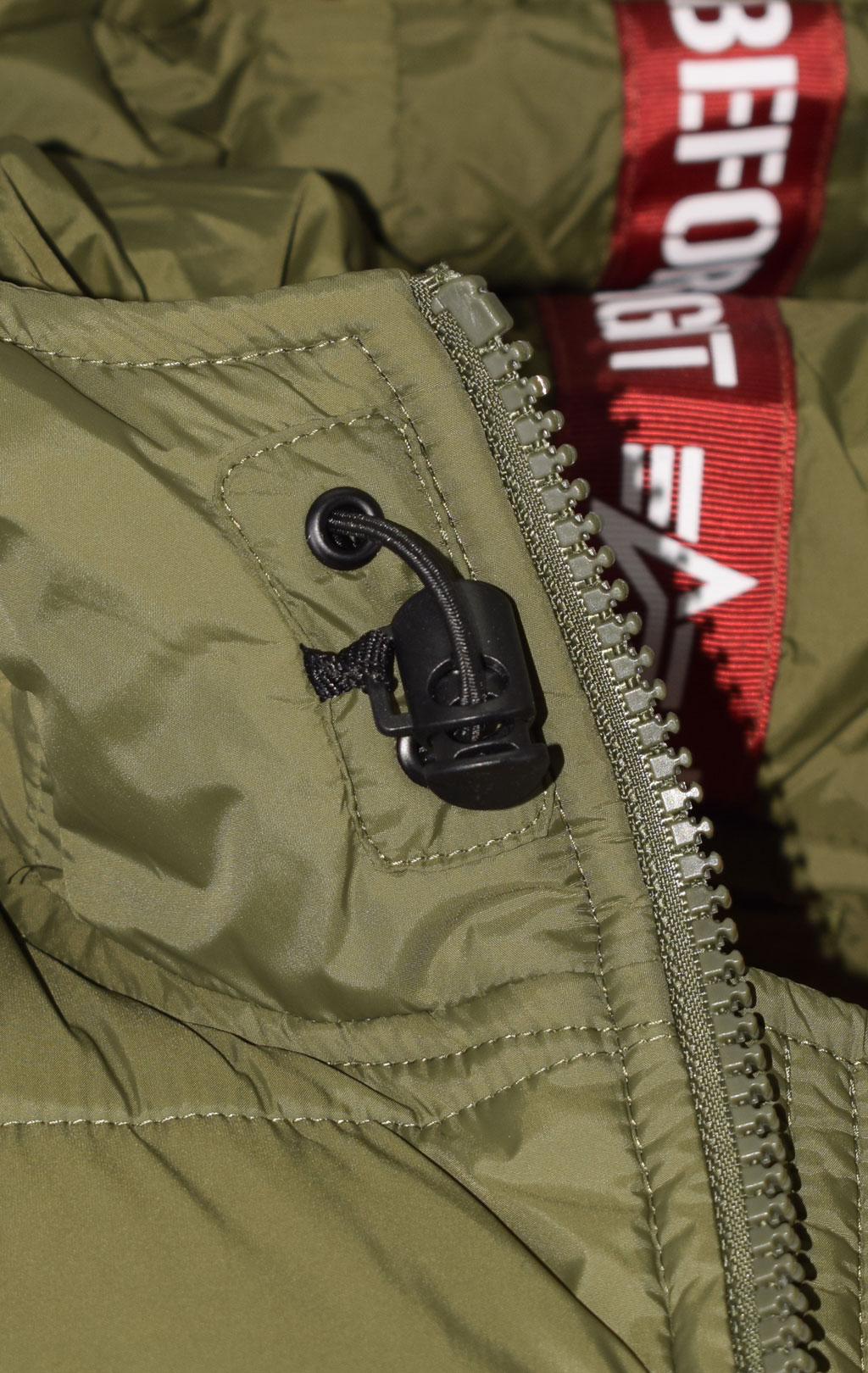 Куртка ALPHA INDUSTRIES HOODED PUFFER ALPHA FD dark green 